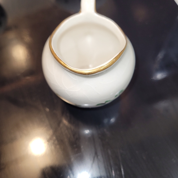 VINTAGE CARRIGALINE POTTERY SHAMROCK LOT - Picture 3 of 10